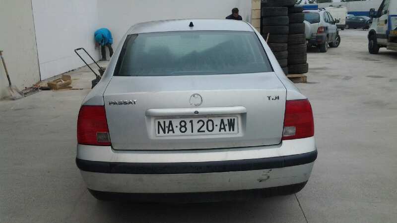 VOLKSWAGEN Passat B5 (1996-2005) Oikean puolen siipipeili 3B185750801C,3B185750801C 19546347