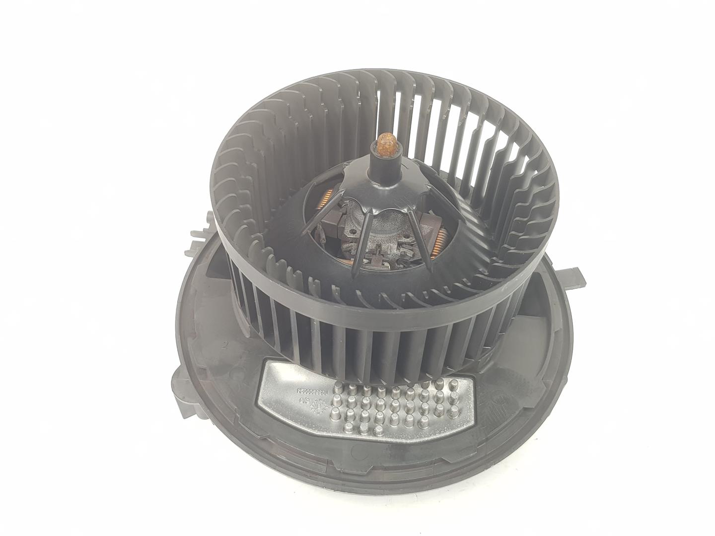 SKODA Superb 3 generation (2015-2023) Нагревательный вентиляторный моторчик салона 5Q1819021E, 5Q1819021E 24229537