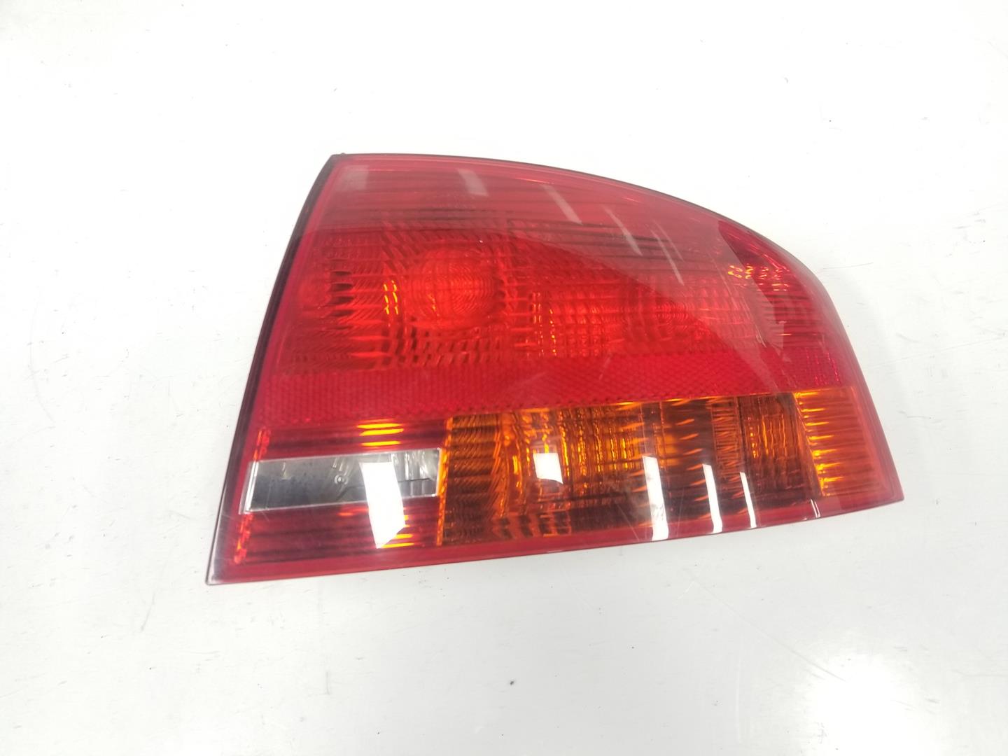 AUDI A4 B6/8E (2000-2005) Rear Right Taillight Lamp 8E5945096, 8E5945096 19927709