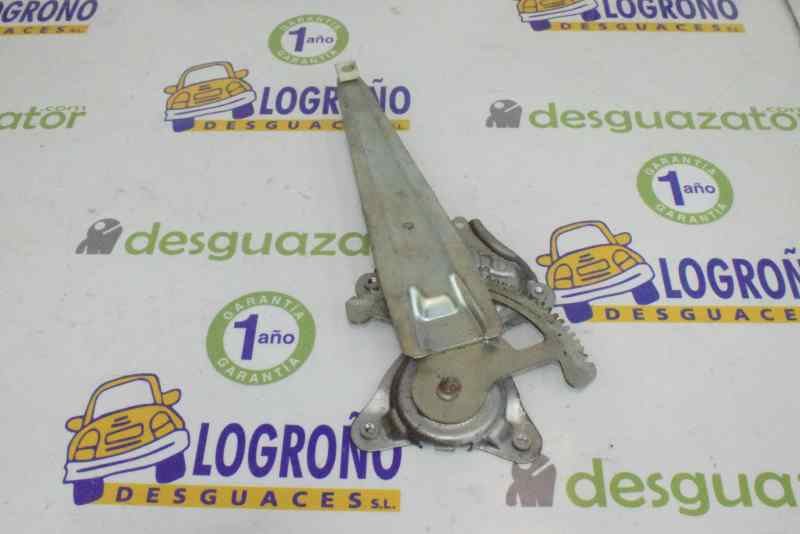 TOYOTA RAV4 2 generation (XA20) (2000-2006) Rear left door window lifter 6980442040 23777321