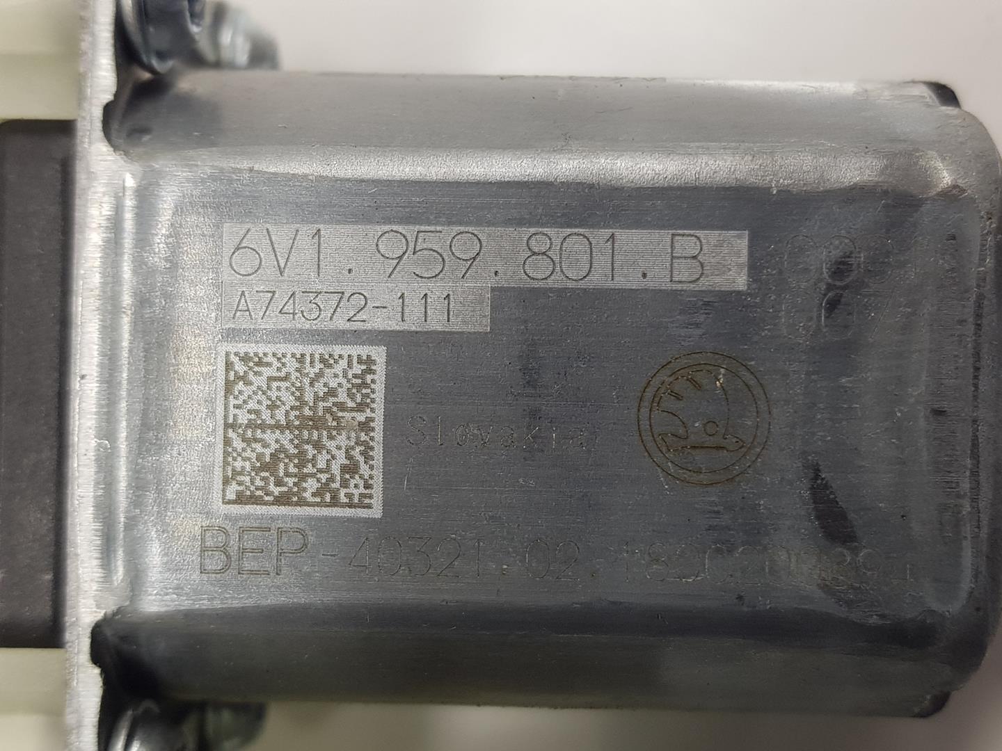 SKODA Fabia 3 generation (2014-2021) Motor regulator geam ușă stânga față 6V1959801B, 6V1959801B 24245318