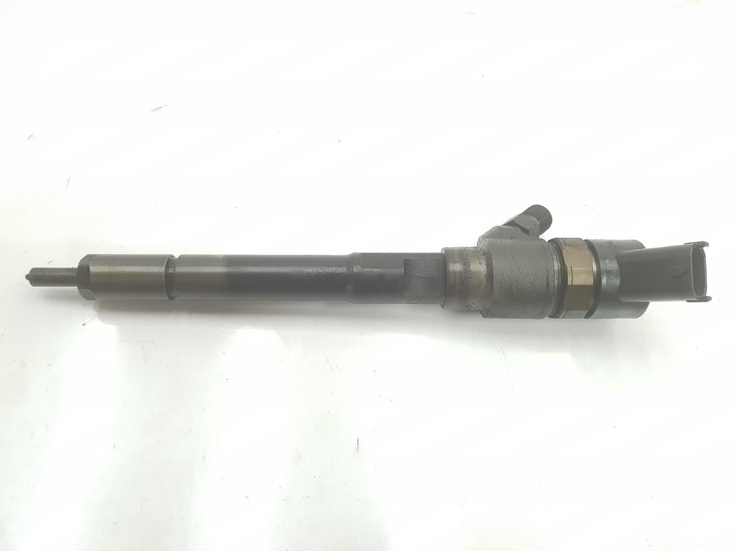 HYUNDAI Tucson 1 generation (2004-2010) Injector de combustibil 3380027400, 3380027400 23753724