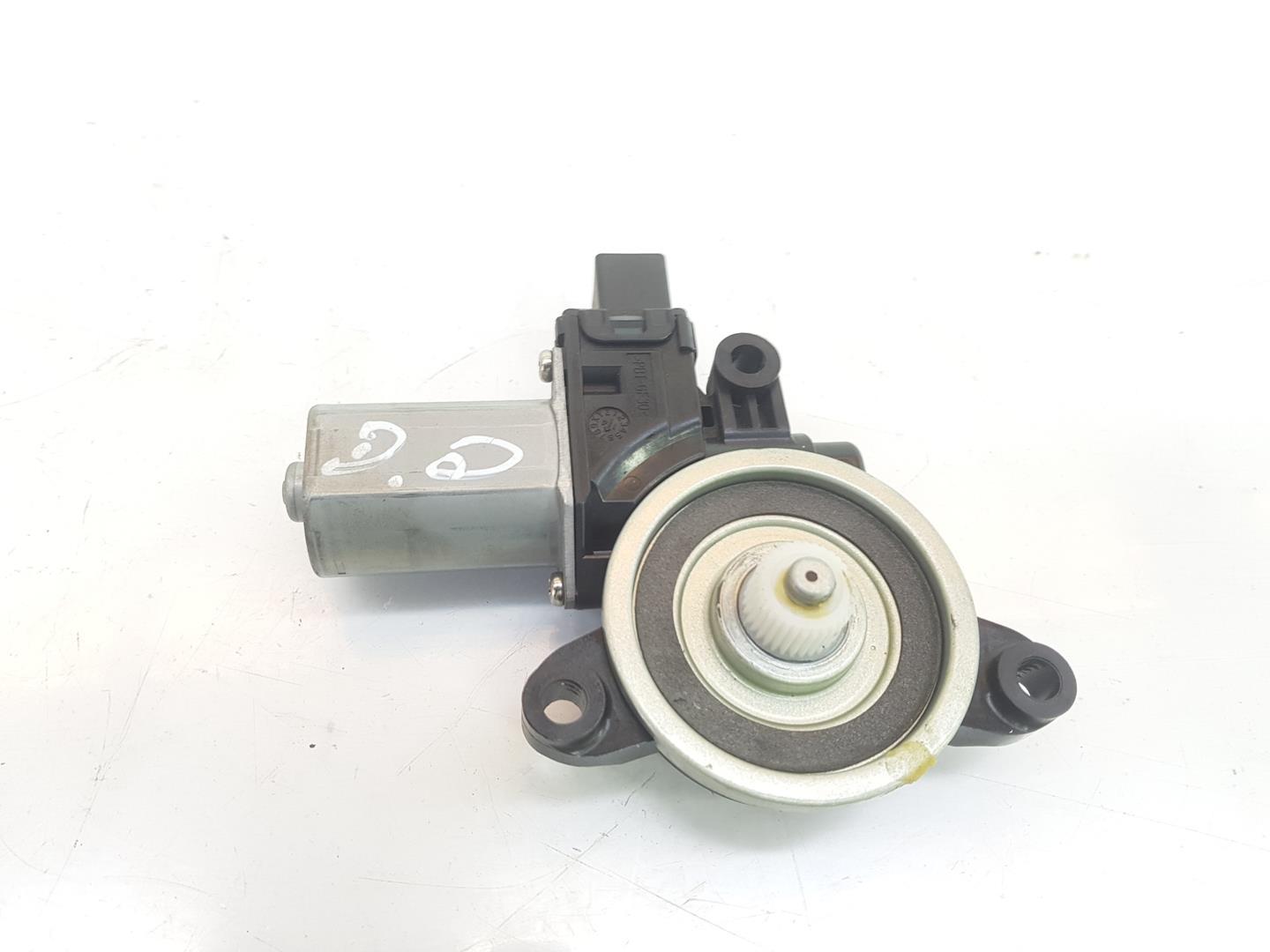 MAZDA 3 BM (2013-2019) Moteur de commande de vitre de porte avant droite BHN95858X, BHN95858X 24130448