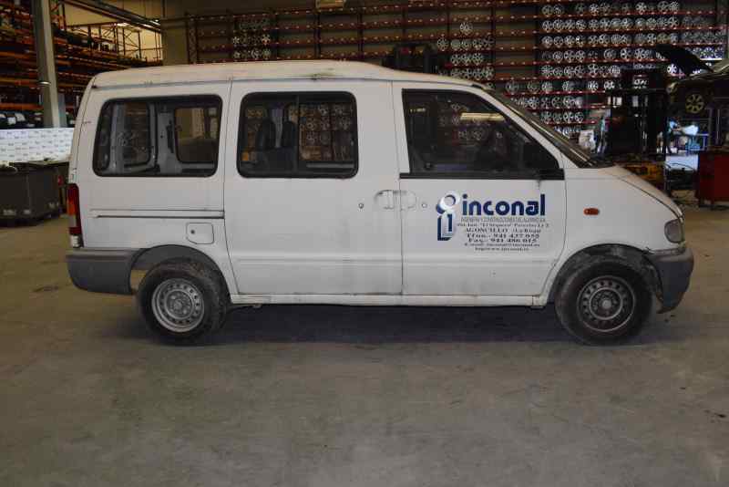 NISSAN Serena 1 generation (1991-2002) Front Right Door 801009C032,801009C032,BLANCA 19553700