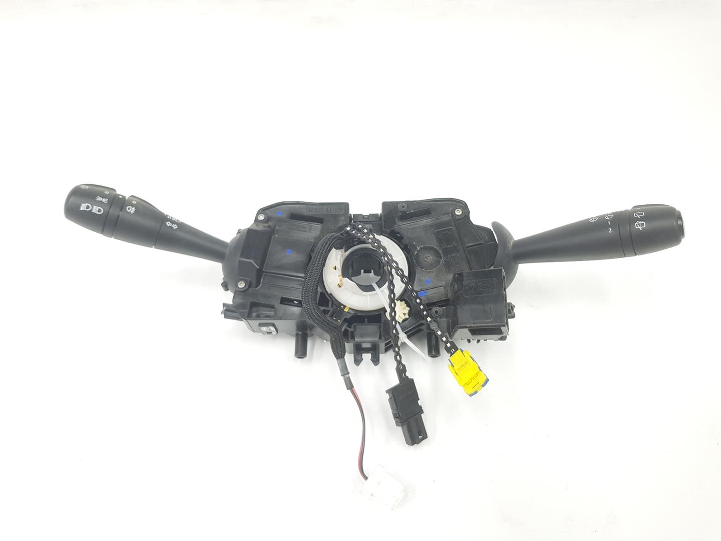 RENAULT Clio 3 generation (2005-2012) Руль 255671790R, 8201196345 24867399