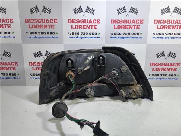 Feu arrière droit 4FA 22087199 de Mitsubishi Galant berlina (ea0)(1997->) 0-0 - pieza usada