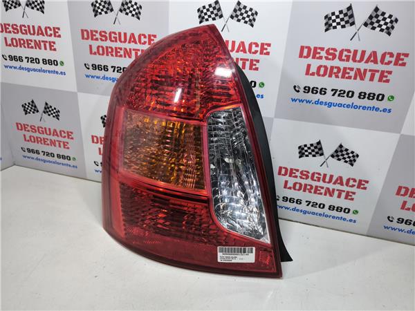 Fanale posteriore sinistro D4FA 020220999000 de Hyundai Accent iii sedán (mc) 2005-2010 110 CV