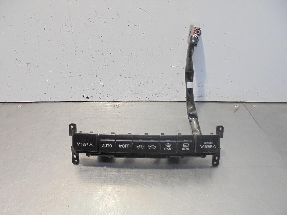 Mando del climatizador 1KD 6559440070 de Toyota Land cruiser prado (_j15_) 2015-0 173 CV con 270717 km