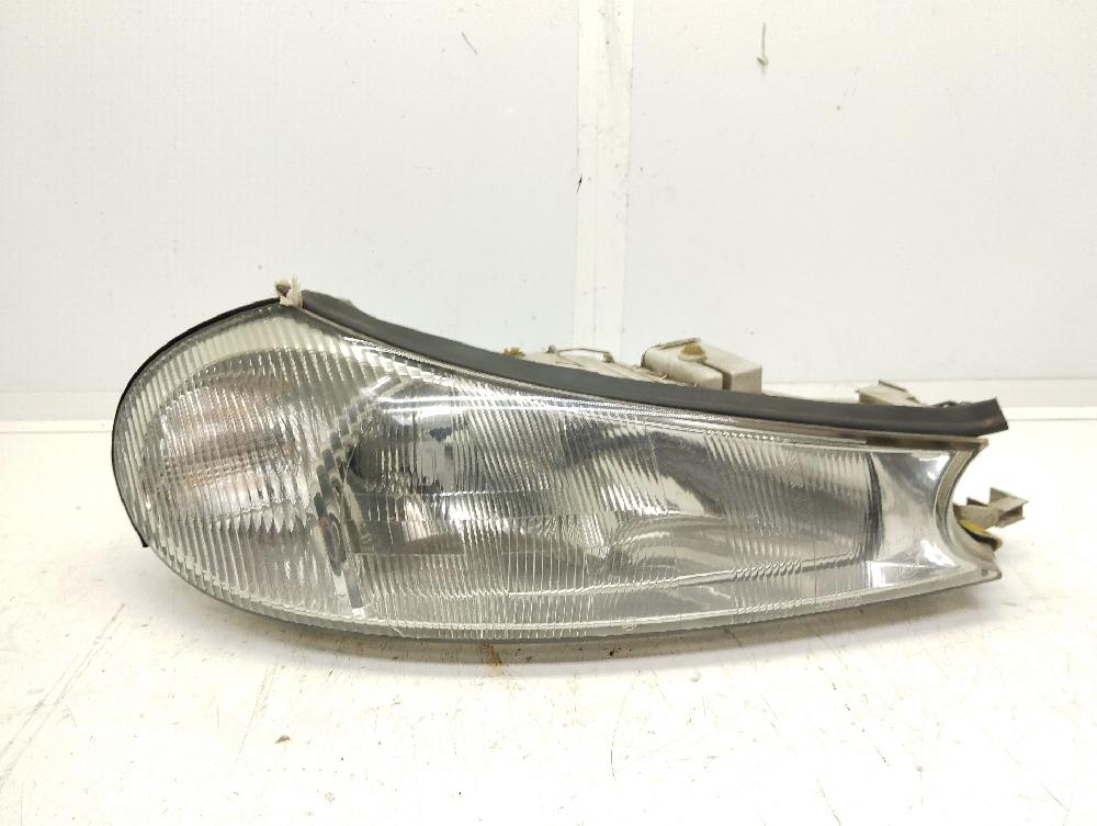 Faro derecho RFN 1305219078 de Ford Mondeo ii sedán (bfp) 1996-2000 90 CV con 255754 km