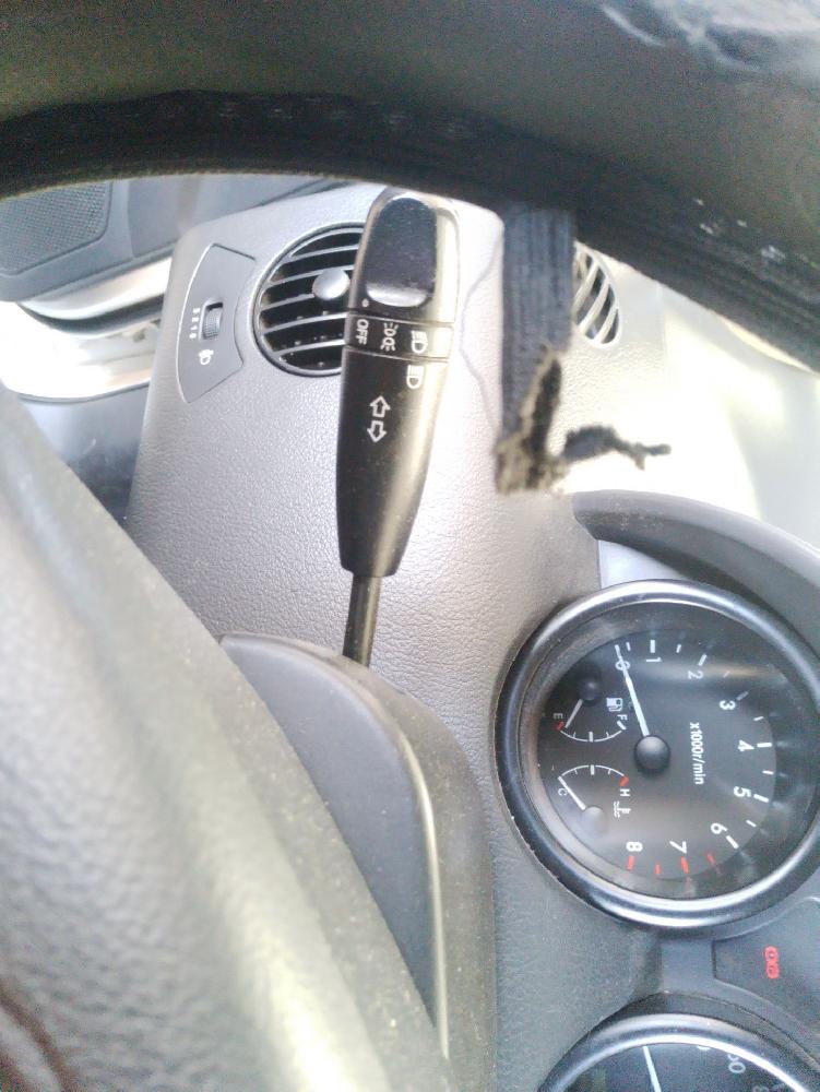 Mando intermitentes F14D3 96540683 de Chevrolet Aveo / kalos sedán (t250, t255) 2005-2007 94 CV con 192475 km
