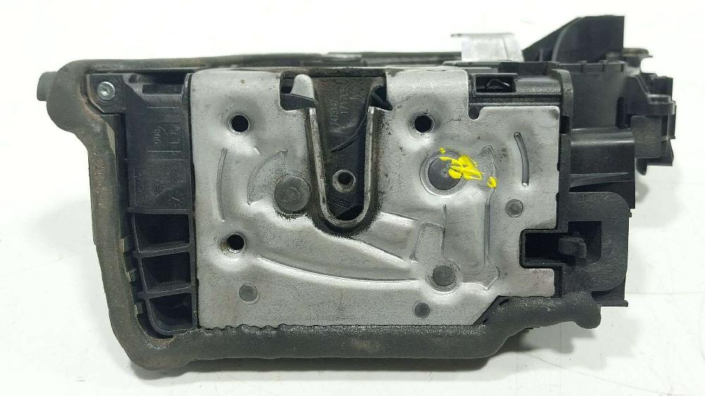 Rear door lock lh B47 D20 B 51227281939 de Bmw X5 (f15, f85) 2013-2018 231 CV con 251452 km