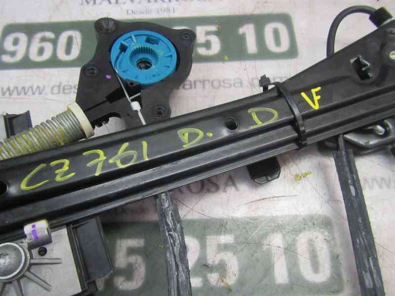 Elevalunas delantero derecho N12B16A 51332756084 de Mini Mini (r56) 2006-2010 120 CV - pieza usada