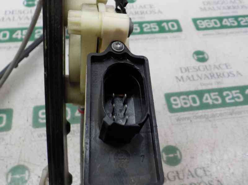 Elevalunas delantero derecho M47N204D4 51333448250 de Bmw X3 (e83) 2004-2007 150 CV - pieza usada