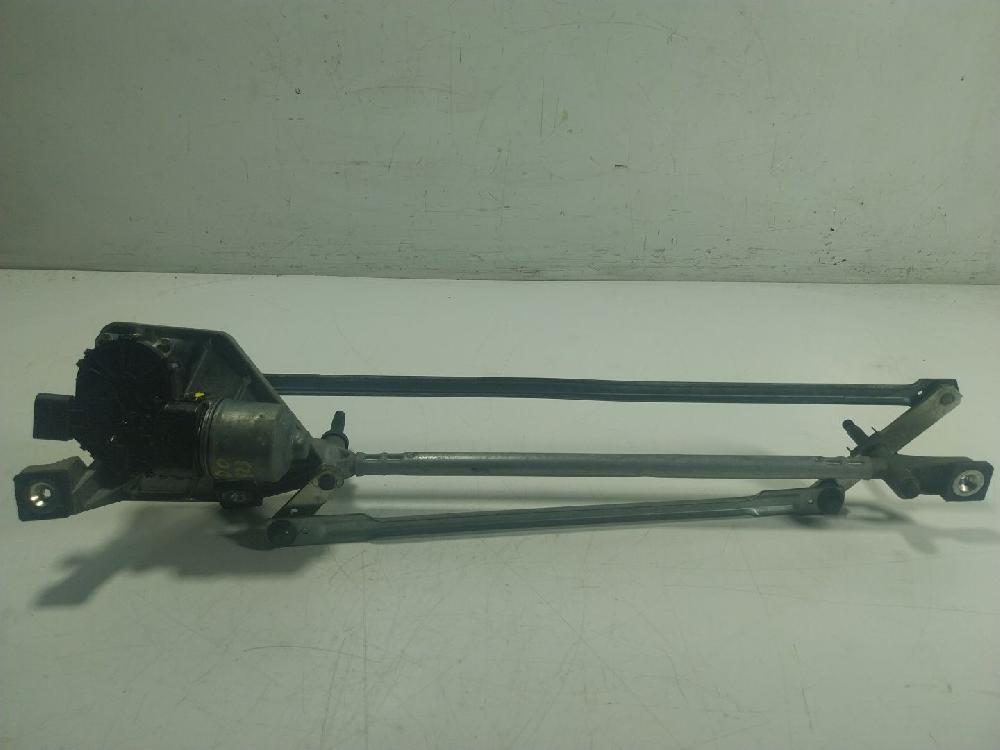 Front windscreen wiper motor UFDA 1709010 de Ford Kuga i 2008-2012 140 CV - pieza usada