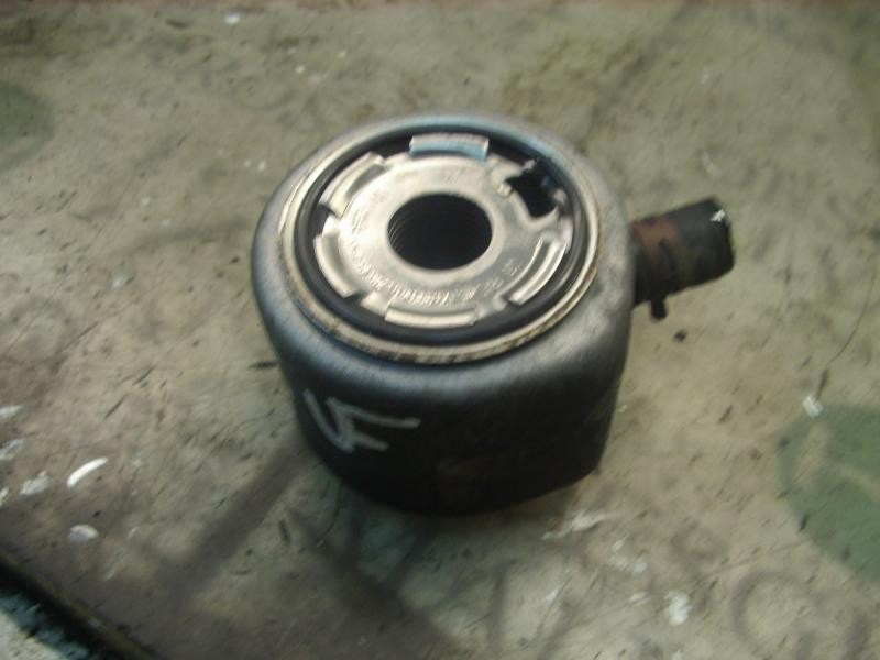 Enfriador de aceite motor K9K722 de Renault Megane ii sedán (lm0/1_) 2003-2009 82 CV - pieza usada
