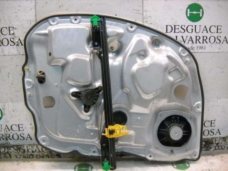 Front power window rh 188B2.000 71734869 de Fiat Idea (350_) 2009-2008 101 CV - pieza usada