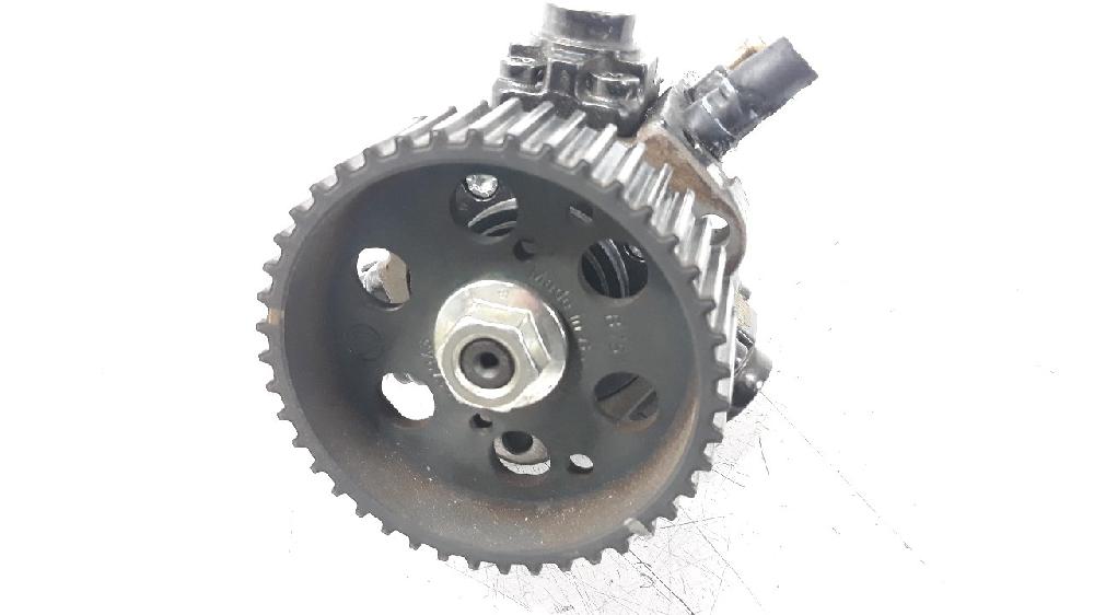 Fuel pump Z19DTH 0445010156 de Opel Astra h furgón/ranchera familiar (l70) 2004-2010 con 307897 km - pieza usada
