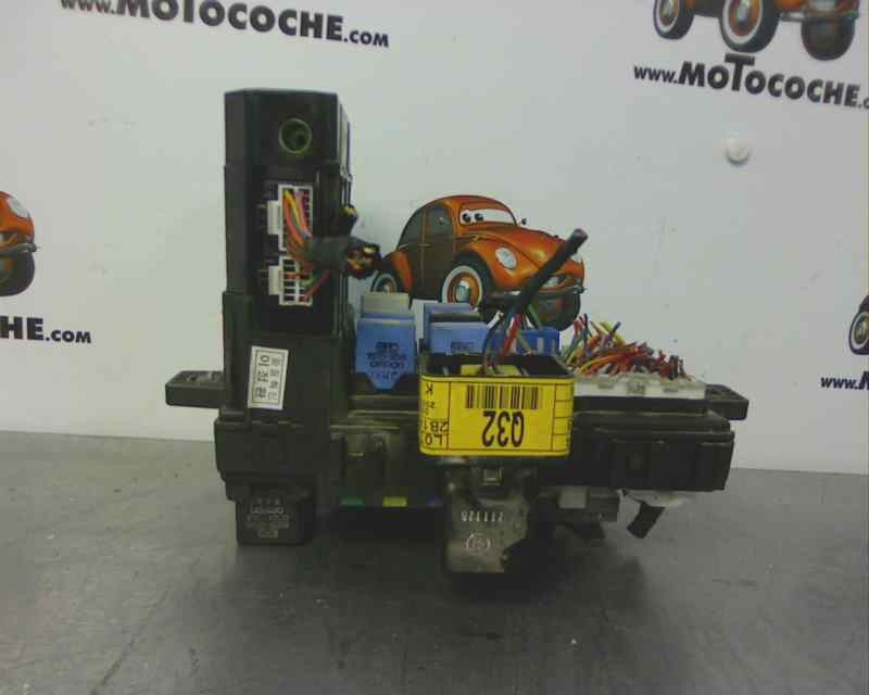 Caja de relés / fusibles D4EA 9540026500 de Hyundai Santa fe (sm) 2000-2006 113 CV