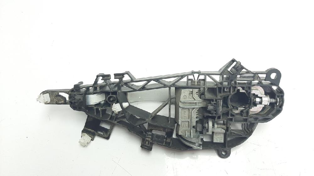 Türgriff vorne aussen rechts B14XFT 13506795 de Opel Astra k (b16) 2015-0 125 CV - pieza usada