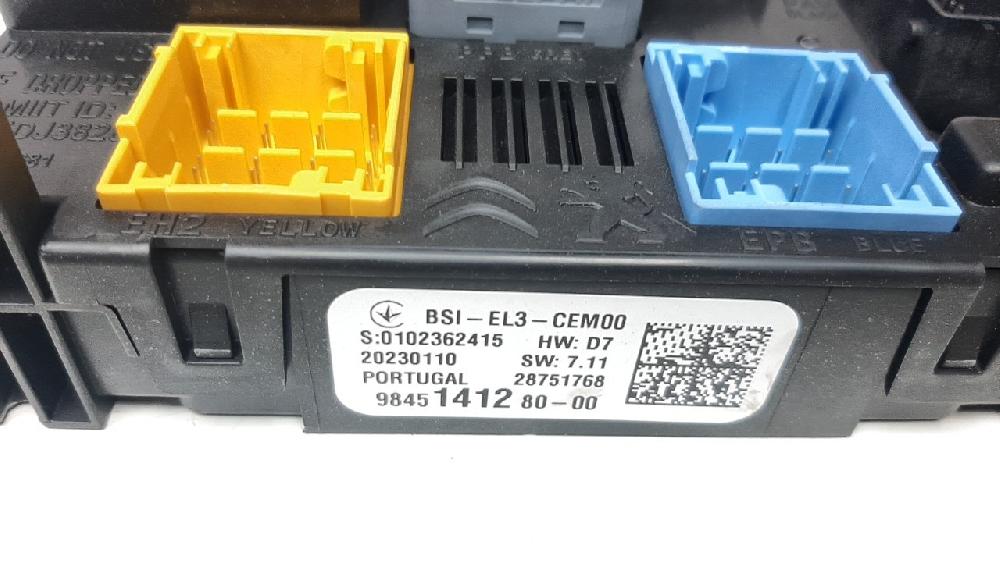 Caja de relés / fusibles HN05 9845141280 de Peugeot 2008 ii (ud_, us_, uy_, uk_) 2019-2020 101 CV con 6602 km - pieza usada