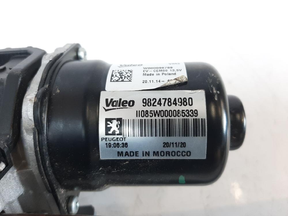 Wischermotor vorne at HN05 9824784980 de Peugeot 2008 ii (ud_, us_, uy_, uk_) 2019-2020 101 CV con 32408 km - pieza usada