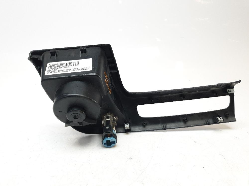 Moldura 4H03 1308183070 de Peugeot Boxer caja/chasis 2006-0 120 CV con 93747 km - pieza usada