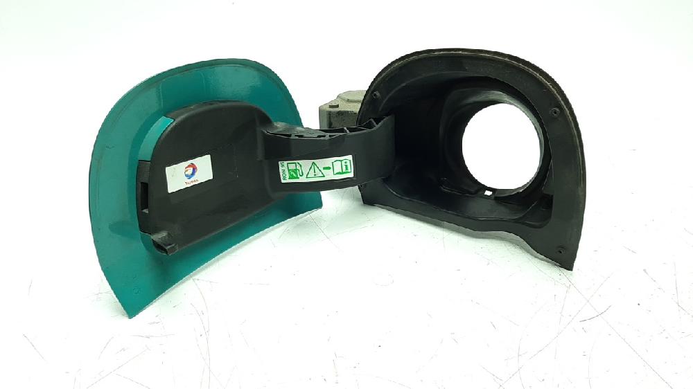 Tapa exterior combustible HN01 9801501380 de Citroen C4 cactus 2014-0 110 CV con 94426 km - pieza usada