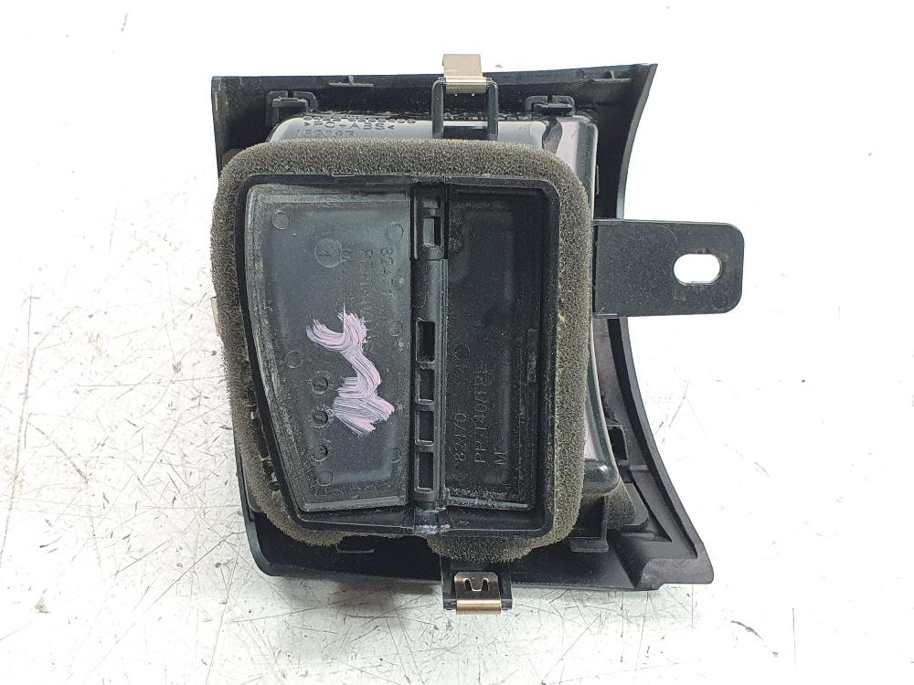 Carcasa aireador trasero central B48 A20 A 64229265405 de Mini Mini (f56) 2013-0 192 CV - pieza usada
