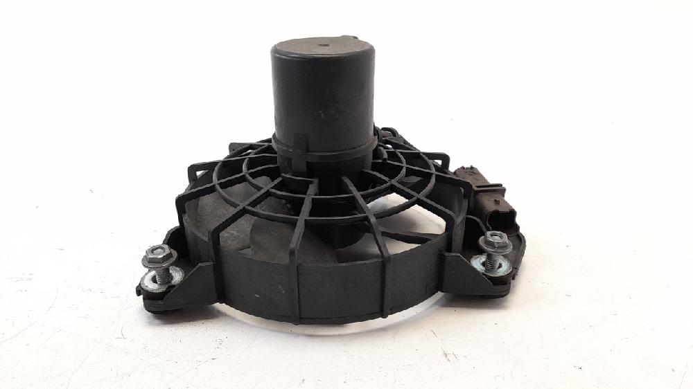 Electroventilador H4DA4 8240708 de Renault Twingo iii 2014-0 71 CV con 41066 km - pieza usada