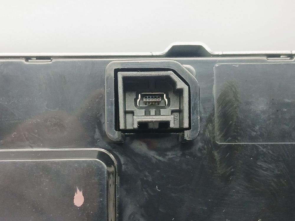 Pantalla multifunción A 20 DTE 90802618 de Opel Insignia a (g09) 2008-2017 140 CV con 238000 km - pieza usada