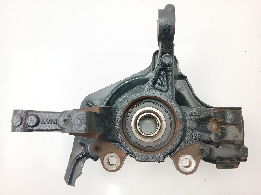 Mangueta delantera derecha 552 80 444,940 C1.000,955 A3.000 51910431 de Fiat 500l (351_, 352_) 2014-1 120 CV - pieza usada