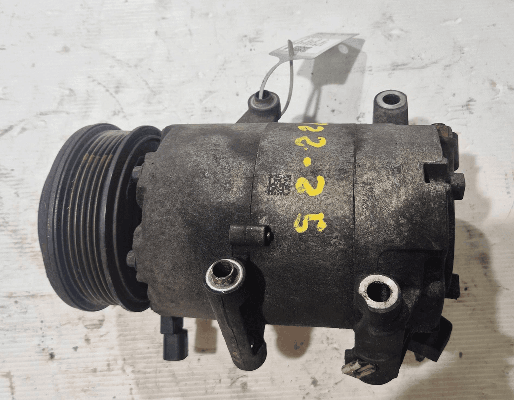 Compresseur clim T1DB, T1DA 2025775 de Ford Focus iii turnier 2010-2015 - pieza usada