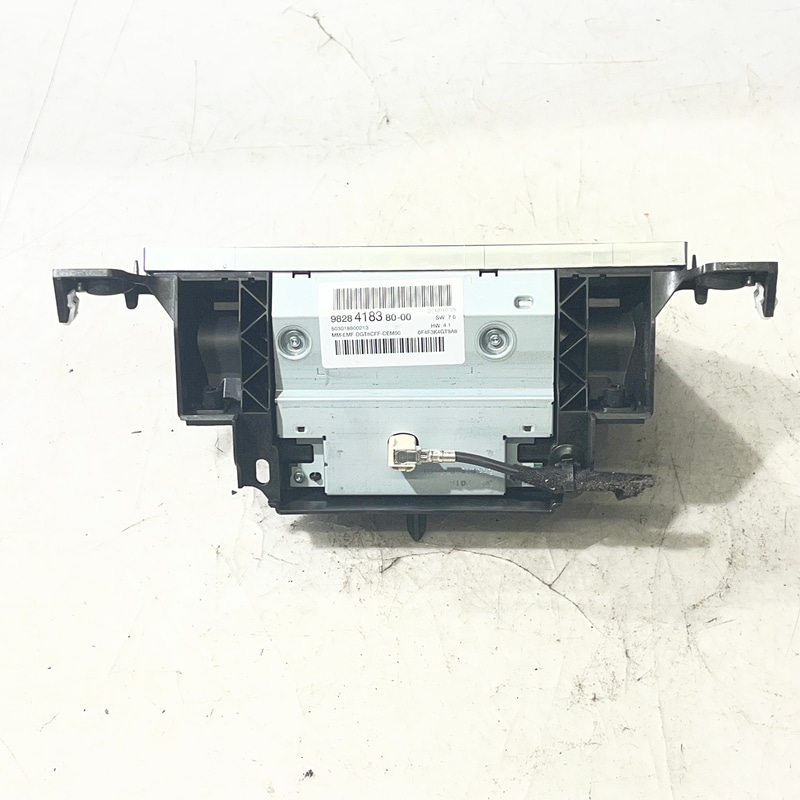 Schermo multifunzione 9828418380 de Peugeot 5008 2a serie 2016-2021 - pieza usada