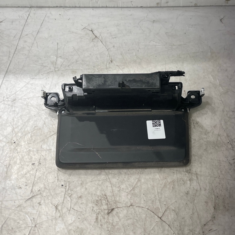 Schermo multifunzione 9828418380 de Peugeot 5008 2a serie 2016-2021 - pieza usada