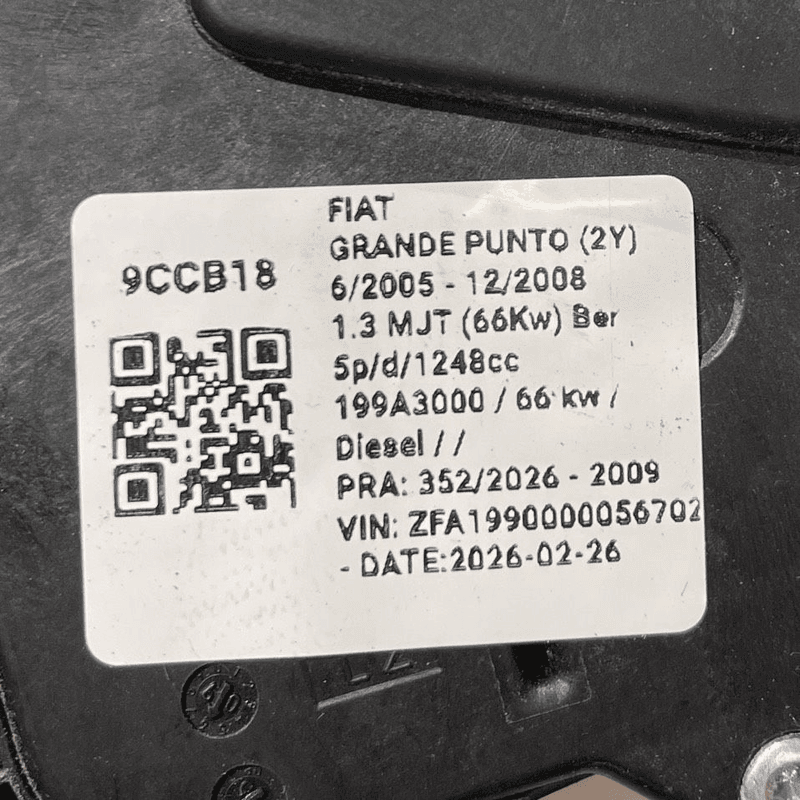 Cerradura puerta delantera izquierda 199A3000 52065105 de Fiat Grande punto (2y) (06/05>12/08<) 2005-2008 - pieza usada