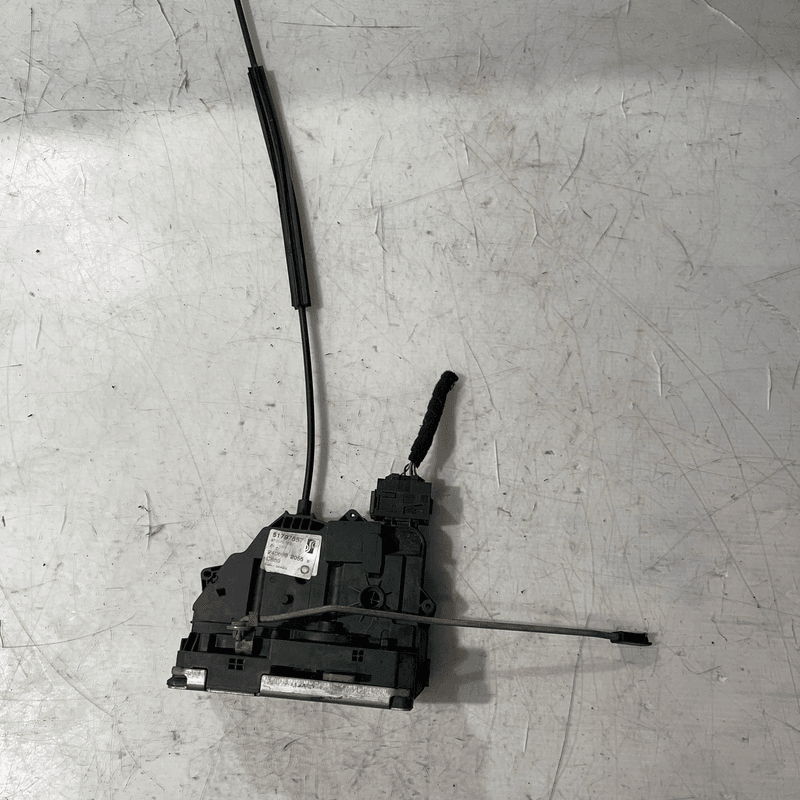 Cerradura puerta delantera izquierda 199A3000 52065105 de Fiat Grande punto (2y) (06/05>12/08<) 2005-2008