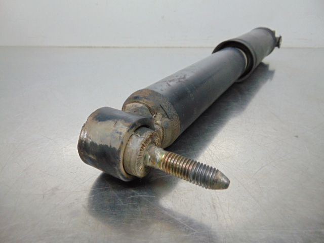 Amortiguador trasero derecho 8200421322 de Renault Grand scénic ii (jm0/1_) 2004-2006 100 CV - pieza usada