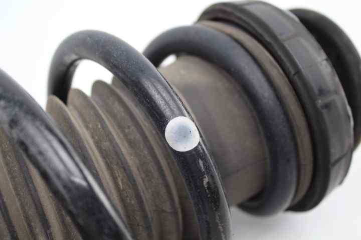 Amortiguador delantero derecho 13474018 de Opel Astra j 5p 2012-2015 110 CV - pieza usada