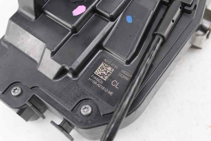 Front lock door rh 2338022 de Ford Fiesta 2022-2024 155 CV - pieza usada