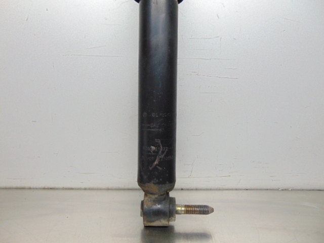 Amortiguador trasero derecho 8200421322 de Renault Grand scénic ii (jm0/1_) 2004-2006 100 CV - pieza usada
