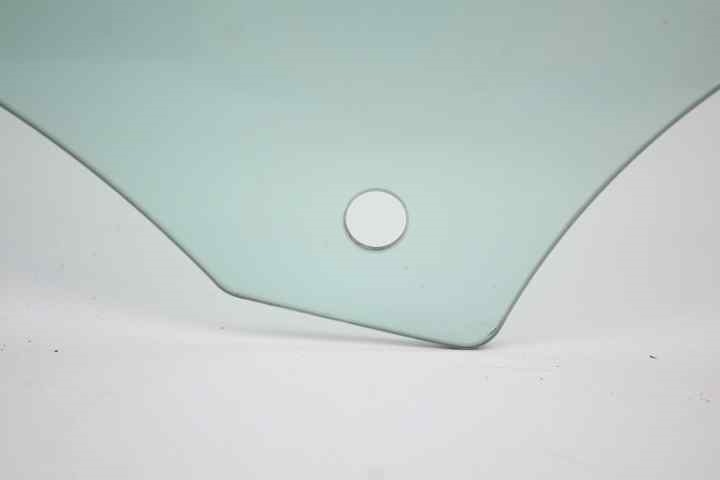 Luna delantera izquierda 1742302 de Ford Focus 2011-2014 101 CV - pieza usada