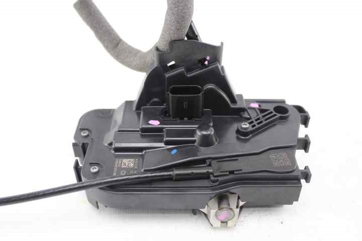 Front lock door rh 2338022 de Ford Fiesta 2022-2024 155 CV - pieza usada