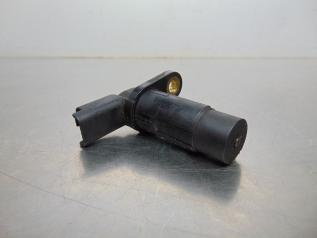 Massenschwungrad registrator 8200373588 de Renault Megane ii break fase i 2003-2006 100 CV - pieza usada