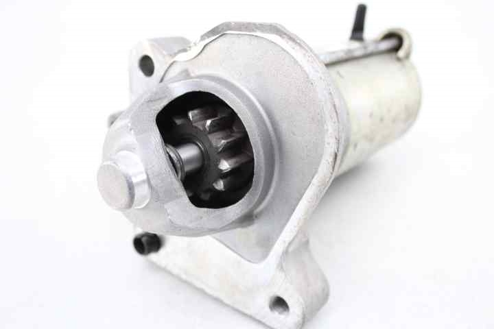 Motor de arranque 1469712 de Ford Cmax 2010-2015 115 CV - pieza usada