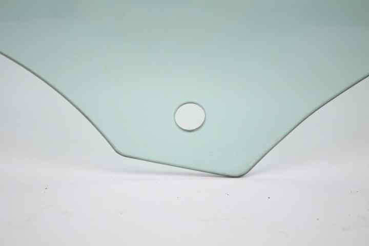 Luna delantera izquierda 1742302 de Ford Focus 2011-2014 101 CV - pieza usada
