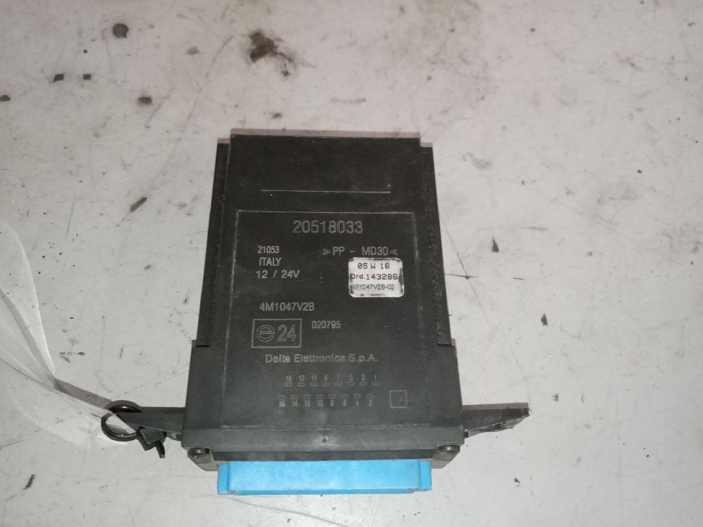 Módulo electronico D12D380EC01 20518033 de Volvo Fm 12 asta 2001 1998-2002 379 CV