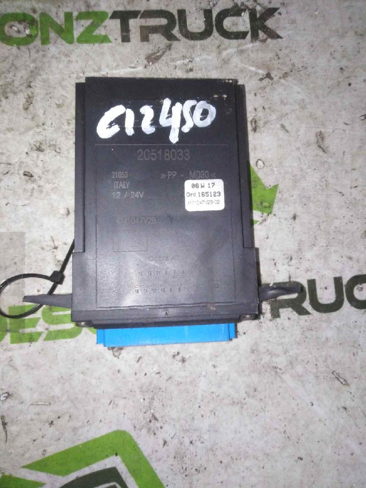 Módulo electronico D13A440EC01 20518033 de Volvo Fh 440 2006-2013 441 CV