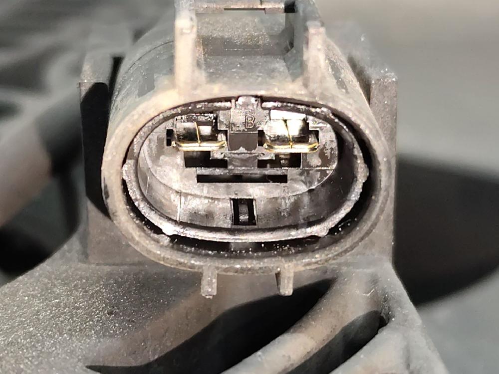 Electroventilador D27DT 8821008051 de Ssangyong Rexton 2003-2012 163 CV - pieza usada