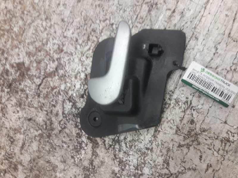 Maniglia interna posteriore sinistra Z16SE 316053479 de Opel Meriva a monospace (x03) 2004-2010 87 CV con 138149 km