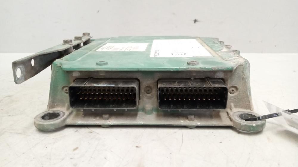 Ecu engine control unit 20412508 de Volvo Fl 615 intercooler 210/220/25 1994-2006 220 CV - pieza usada